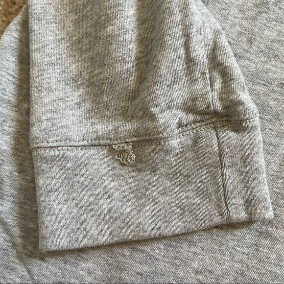 Vineyard Vines sledding long-sleeve tee! - Picture 8 of 8